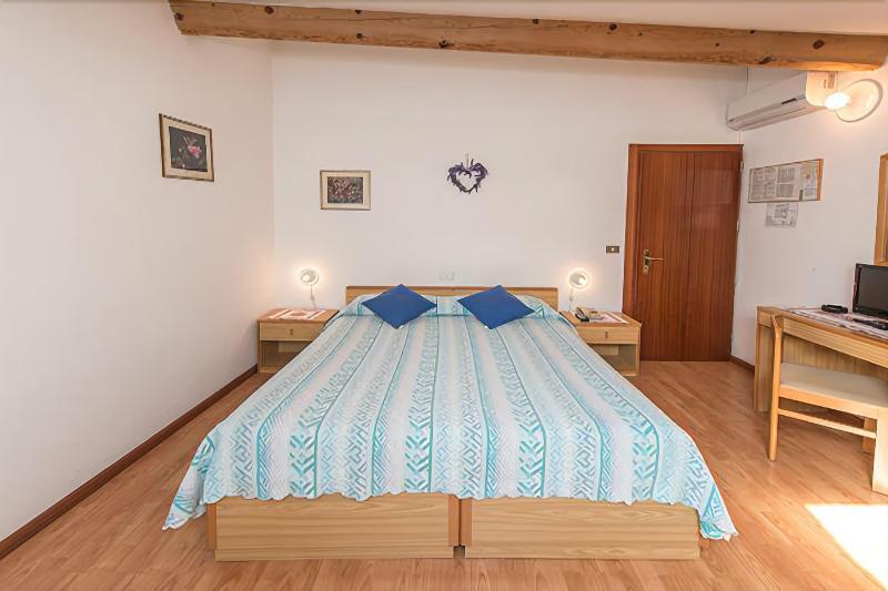 Albergo Antica Rosa Levico Terme Buitenkant foto