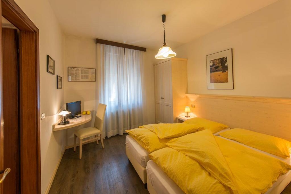 Albergo Antica Rosa Levico Terme Buitenkant foto
